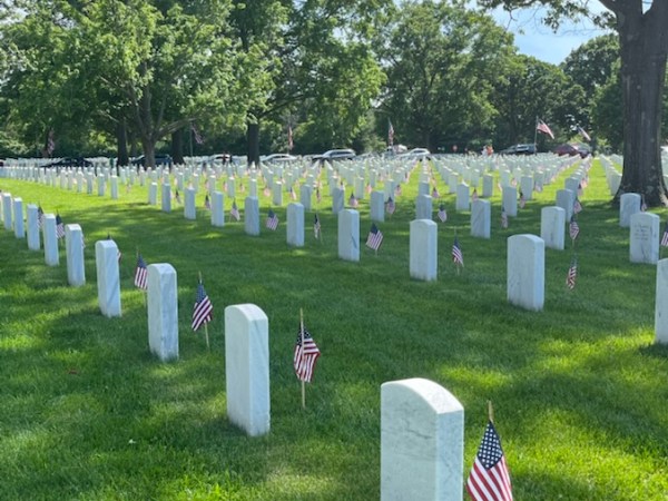 An Exchange of Giving at the&nbsp;Cemetery